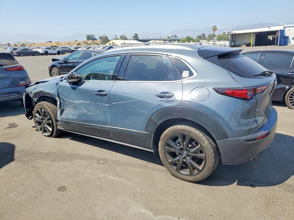 56516856 :رقم المزاد ، 3MVDMBDY8NM448085 vin ، 2022 Mazda Cx-30 مزاد بيع