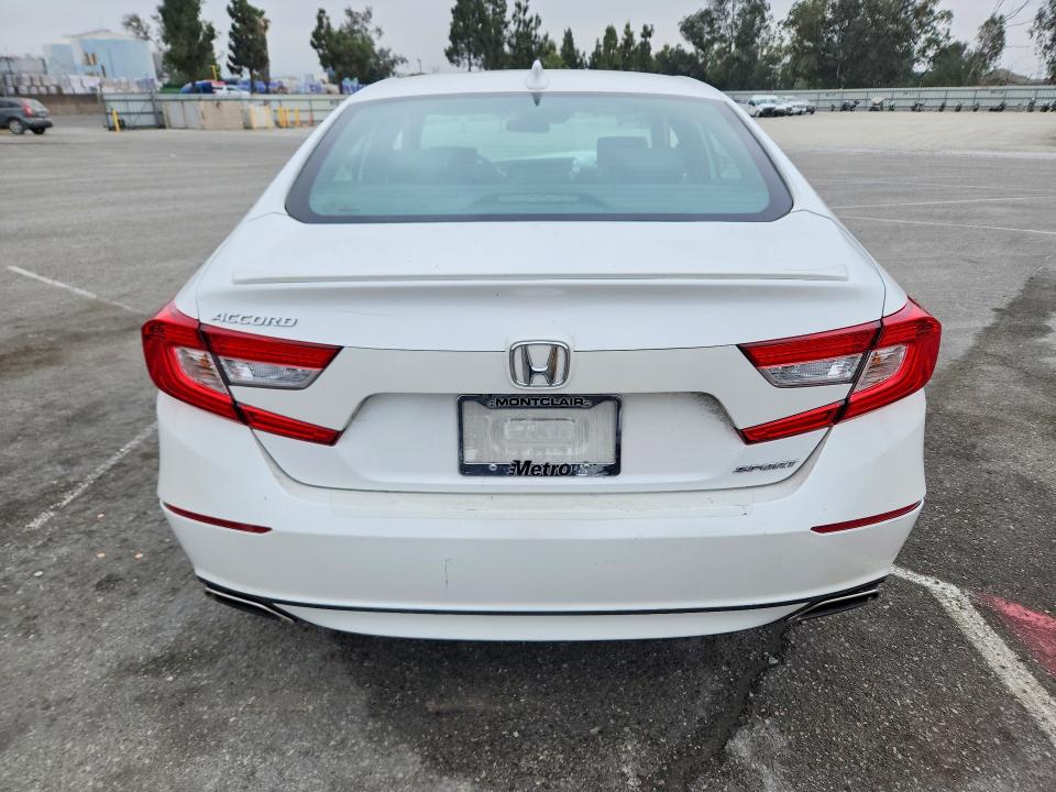 Aukcja sprzedaży 2018 Honda Accord, vin: 1HGCV1F36JA188400, numer aukcji: 57895446