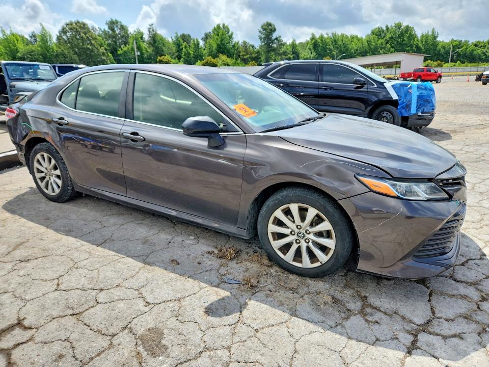 Продаж на аукціоні авто 2018 Toyota Camry, vin: JTNB11HK6J3043884, номер лоту: 56601276