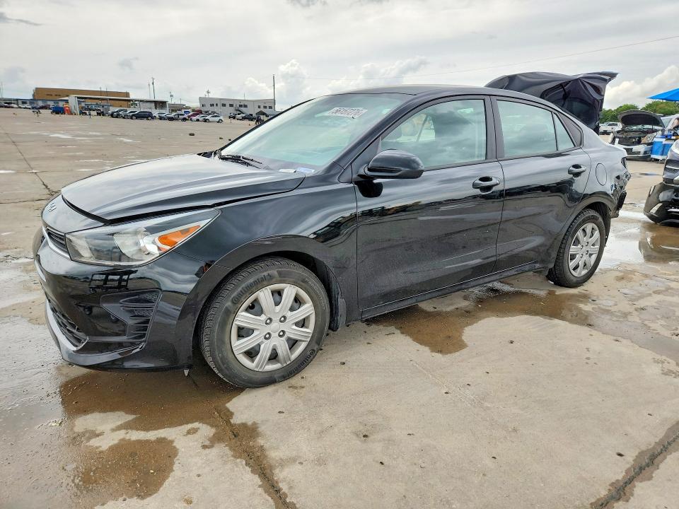 56157276 :رقم المزاد ، 3KPA24AD1NE479549 vin ، 2022 Kia Rio مزاد بيع
