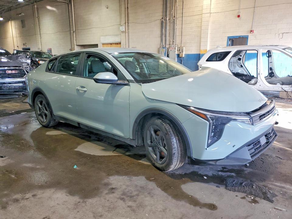 2025 Kia K4 მანქანა იყიდება აუქციონზე, vin: 3KPFT4DE9SE008669, აუქციონის ნომერი: 55913346