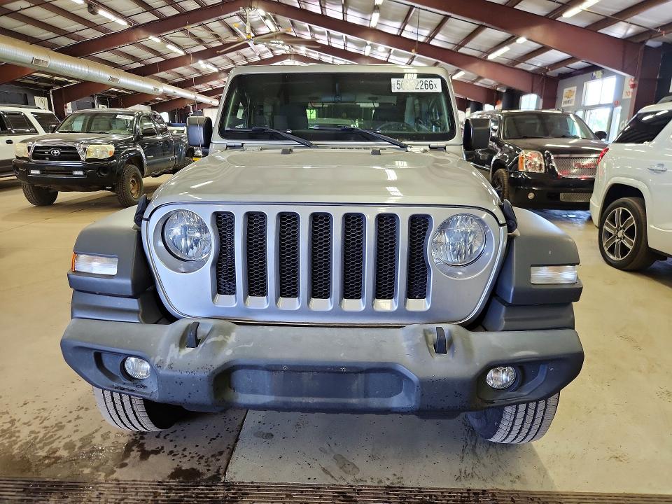 56832266 :رقم المزاد ، 1C4GJXAG6KW518405 vin ، 2019 Jeep Wrangler مزاد بيع