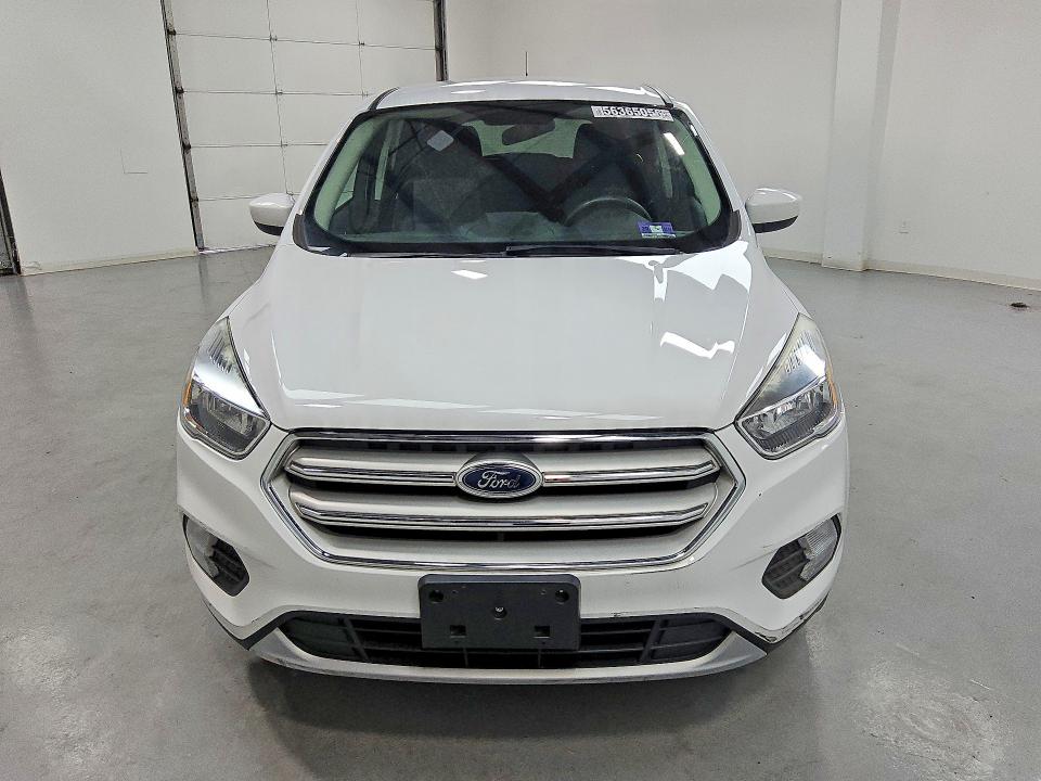 56365056 :رقم المزاد ، 1FMCU9GD1KUA87011 vin ، 2019 Ford Escape مزاد بيع