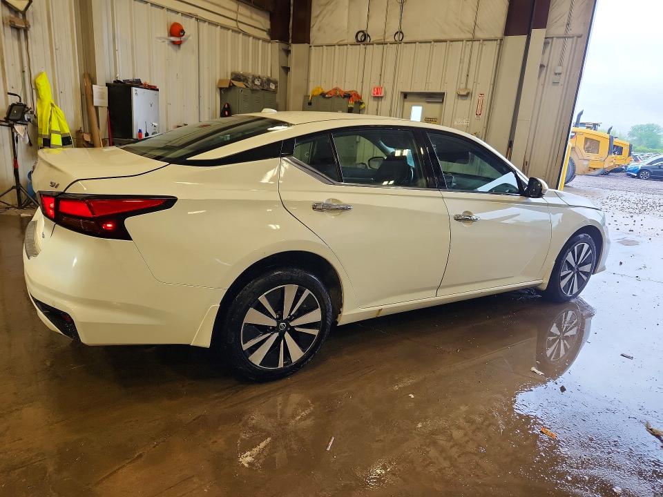 Продажа на аукционе авто 2019 Nissan Altima, vin: 1N4BL4DW2KC206546, номер лота: 55879576