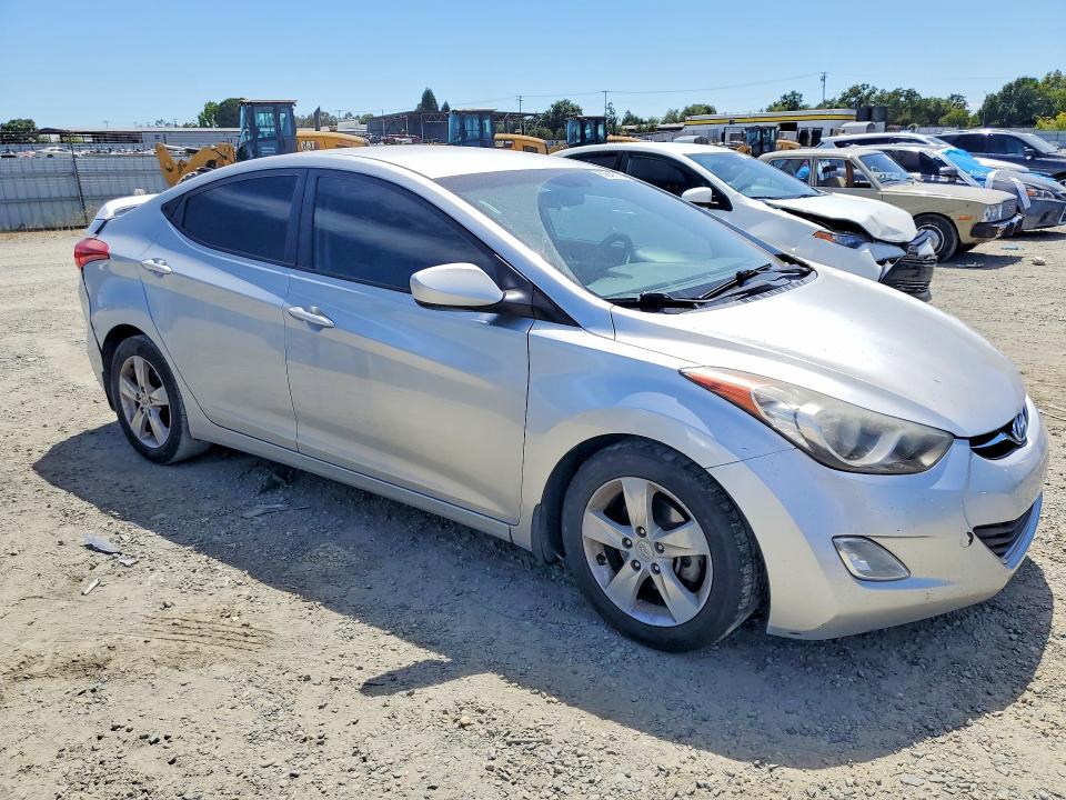 58843646 :رقم المزاد ، KMHDH4AE4DU955907 vin ، 2013 Hyundai Elantra مزاد بيع