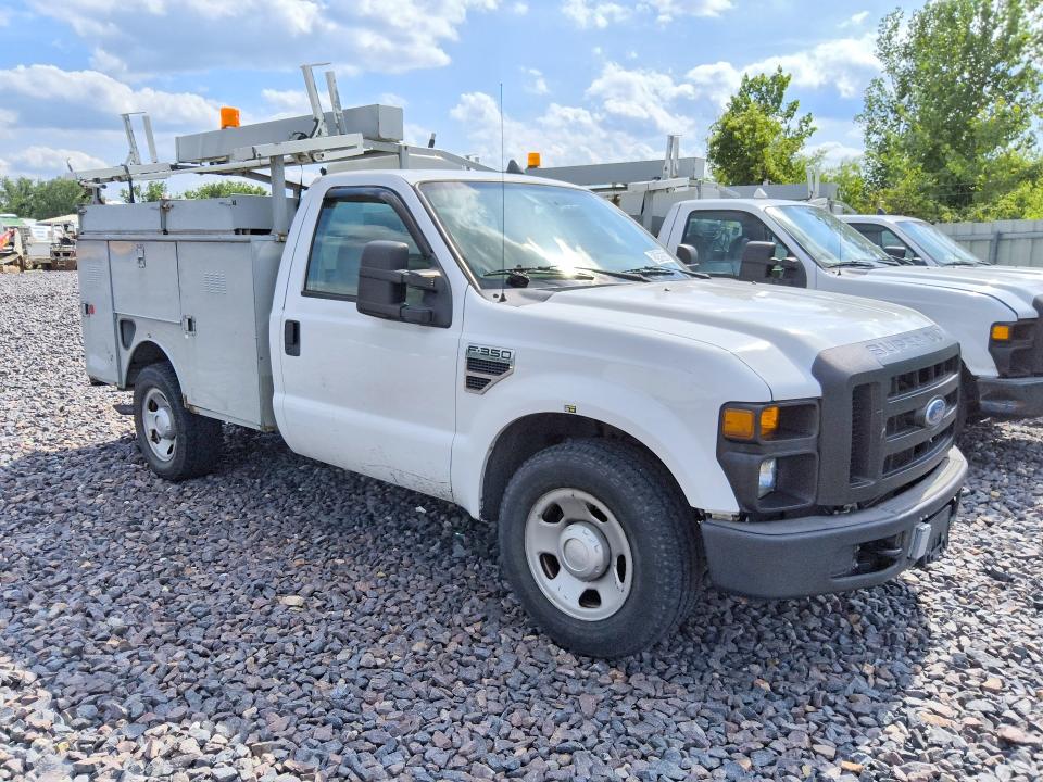 52465566 :رقم المزاد ، 1FDSF30588EC23000 vin ، 2008 Ford F350 مزاد بيع