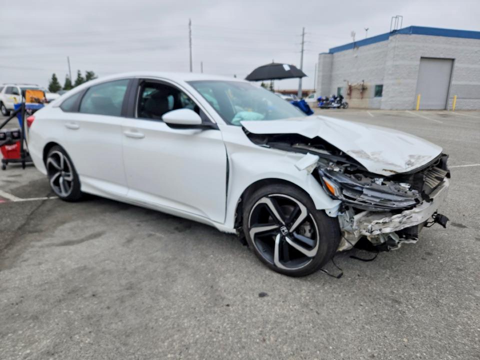 Aukcja sprzedaży 2018 Honda Accord, vin: 1HGCV1F36JA188400, numer aukcji: 57895446
