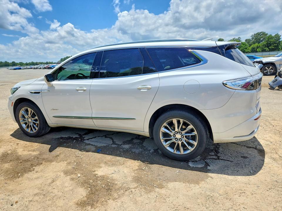 2022 Buick Enclave მანქანა იყიდება აუქციონზე, vin: 5GAERDKW2NJ121698, აუქციონის ნომერი: 56341046