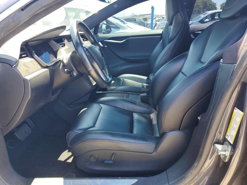 57510846 :رقم المزاد ، 5YJSA1E22JF265270 vin ، 2018 Tesla Model S مزاد بيع