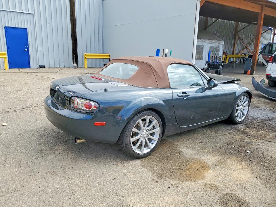 56612016 :رقم المزاد ، JM1NC25F760103172 vin ، 2006 Mazda Mx-5 Miata مزاد بيع