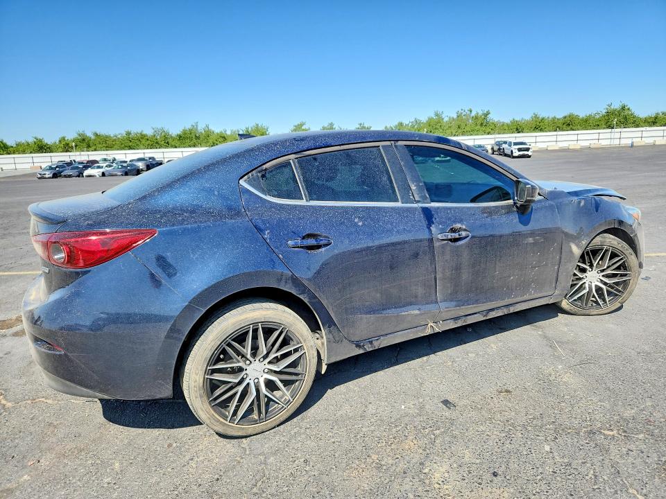 2018 Mazda 3 მანქანა იყიდება აუქციონზე, vin: 3MZBN1V3XJM168081, აუქციონის ნომერი: 55626986