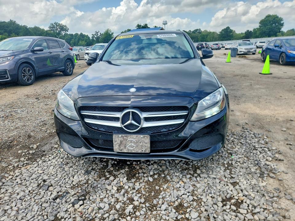 2017 Mercedes-benz C მანქანა იყიდება აუქციონზე, vin: 55SWF4KB7HU226322, აუქციონის ნომერი: 57809806