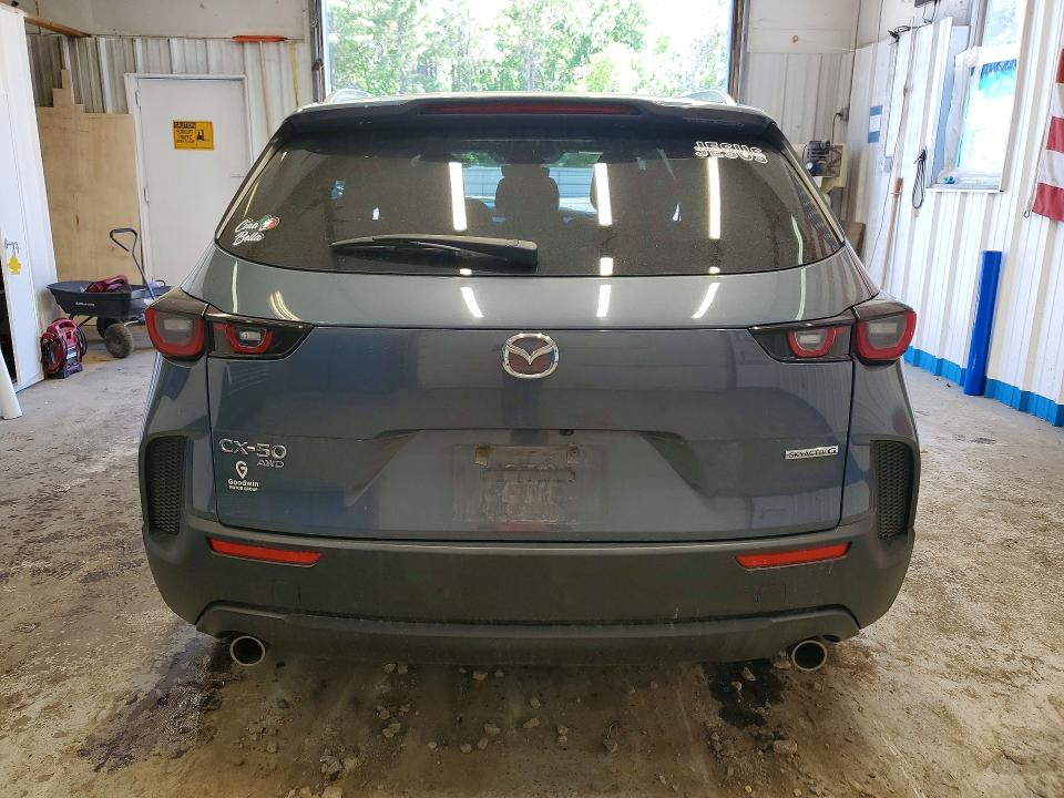 56643946 :رقم المزاد ، 7MMVABCM3PN127917 vin ، 2023 Mazda Cx-50 مزاد بيع