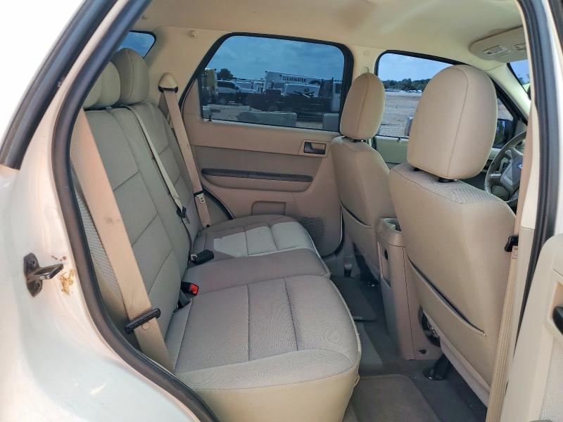 2011 Ford Escape მანქანა იყიდება აუქციონზე, vin: 1FMCU5K33BKA94206, აუქციონის ნომერი: 59103666