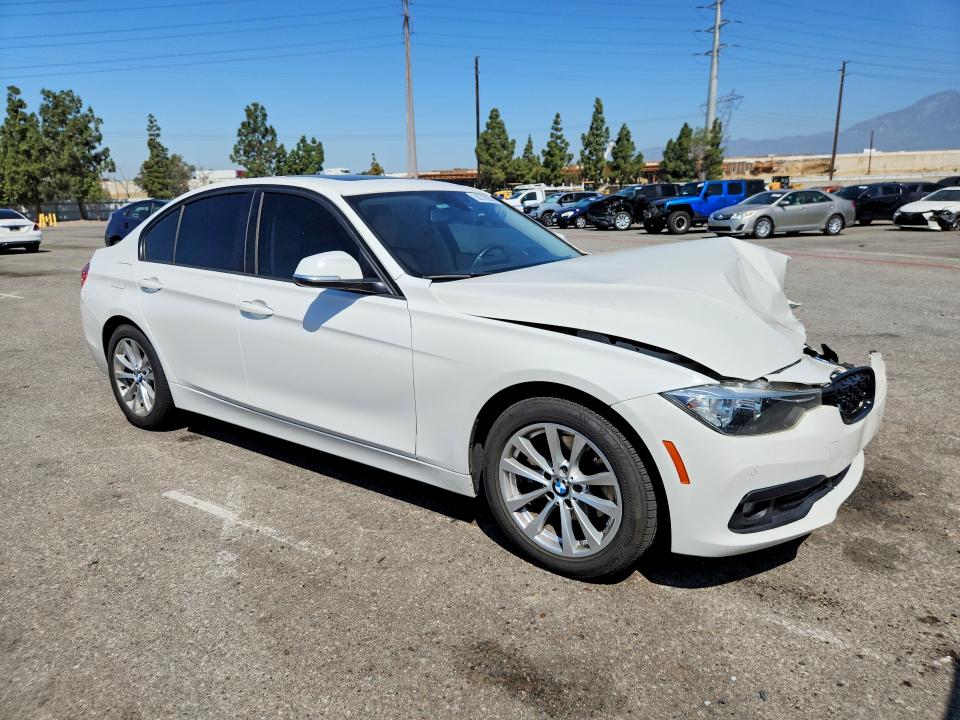 Aukcja sprzedaży 2016 Bmw 320, vin: WBA8E1G50GNU10433, numer aukcji: 56278936