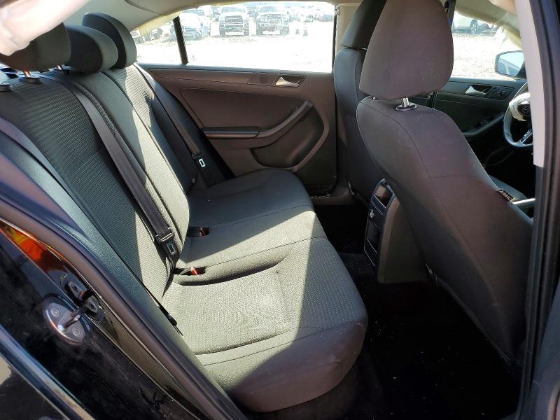 58617176 :رقم المزاد ، 3VW2K7AJ0FM350654 vin ، 2015 Volkswagen Jetta مزاد بيع