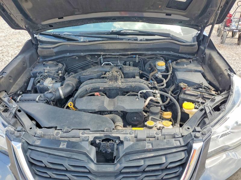 59156126 :رقم المزاد ، JF2SJAGC1JH472983 vin ، 2018 Subaru Forester مزاد بيع