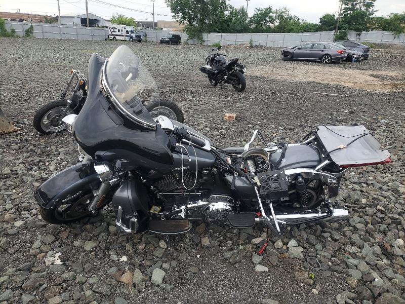 57715866 :رقم المزاد ، 1HD1KEF18MB665975 vin ، 2021 Harley-davidson Flhtk مزاد بيع