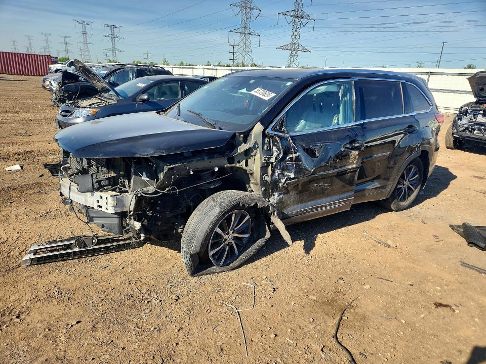 Aukcja sprzedaży 2018 Toyota Highlander, vin: 5TDJZRFH2JS545949, numer aukcji: 55720626
