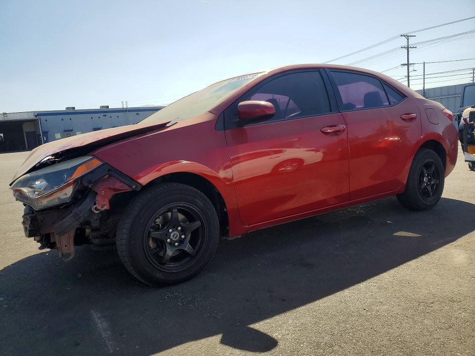 56836116 :رقم المزاد ، 5YFBURHE1FP281113 vin ، 2015 Toyota Corolla مزاد بيع