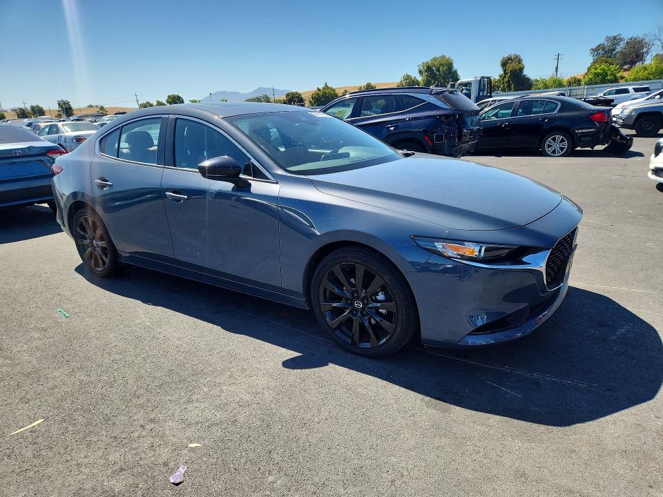 56263226 :رقم المزاد ، 3MZBPACL2NM316453 vin ، 2022 Mazda 3 مزاد بيع