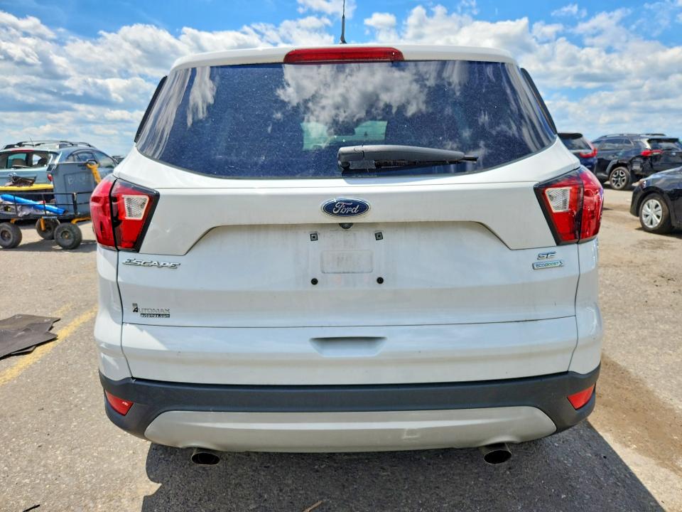 Продажа на аукционе авто 2019 Ford Escape, vin: 1FMCU0GD0KUB57822, номер лота: 57445376