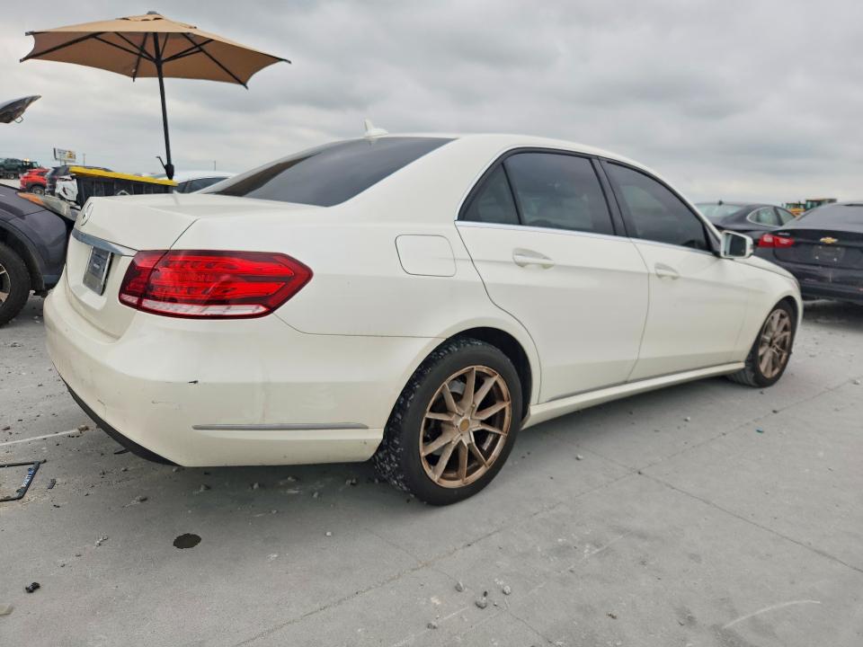 2015 Mercedes-benz E მანქანა იყიდება აუქციონზე, vin: WDDHF5KB3FB141404, აუქციონის ნომერი: 57530686