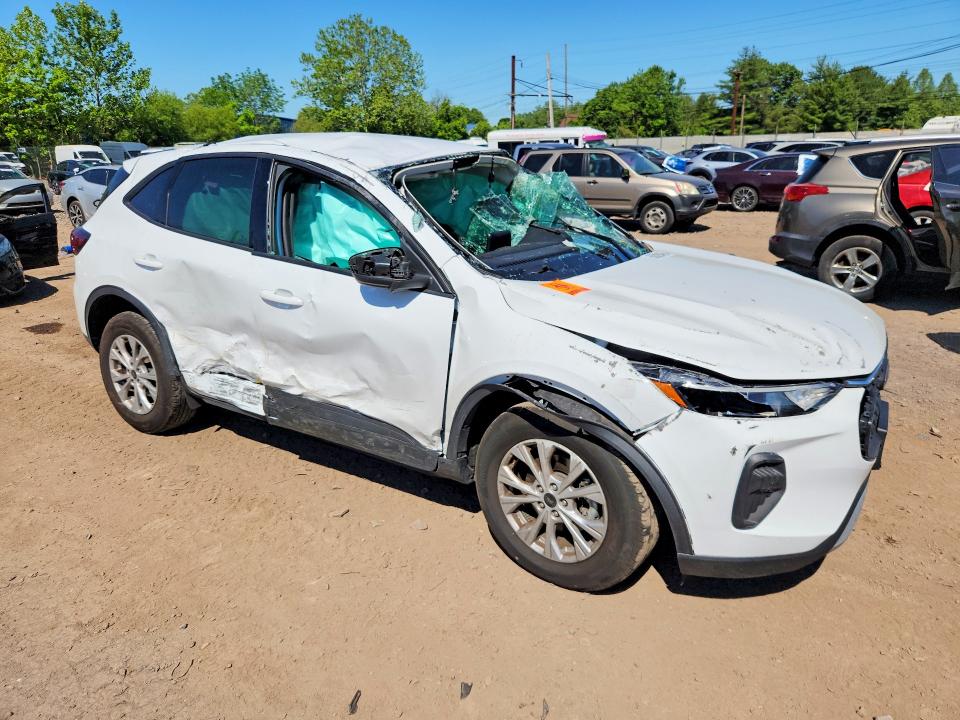 56029426 :رقم المزاد ، 1FMCU9GN7SUA82890 vin ، 2025 Ford Escape مزاد بيع