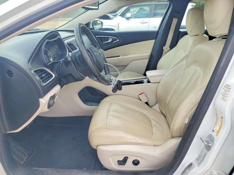 59136346 :رقم المزاد ، 1C3CCCAB3FN692096 vin ، 2015 Chrysler 200 مزاد بيع