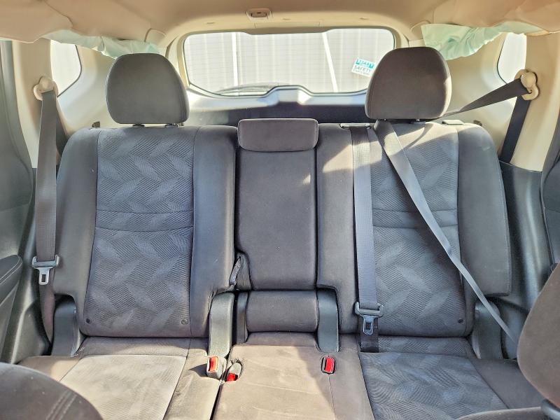 55830136 :رقم المزاد ، KNMAT2MV0FP511737 vin ، 2015 Nissan Rogue مزاد بيع