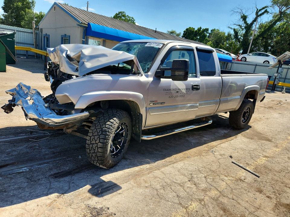 56517736 :رقم المزاد ، 1GCHC292X5E248731 vin ، 2005 Chevrolet Silverado مزاد بيع