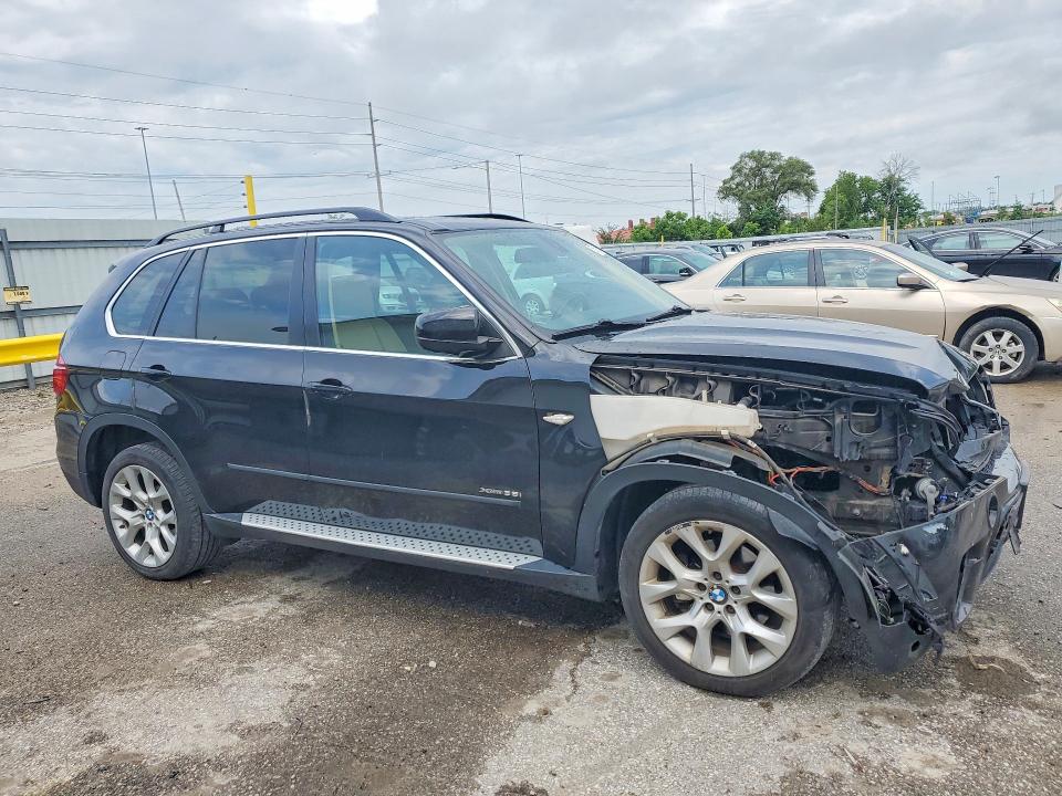 57618526 :رقم المزاد ، 5UXZV4C51D0B06925 vin ، 2013 Bmw X5 مزاد بيع