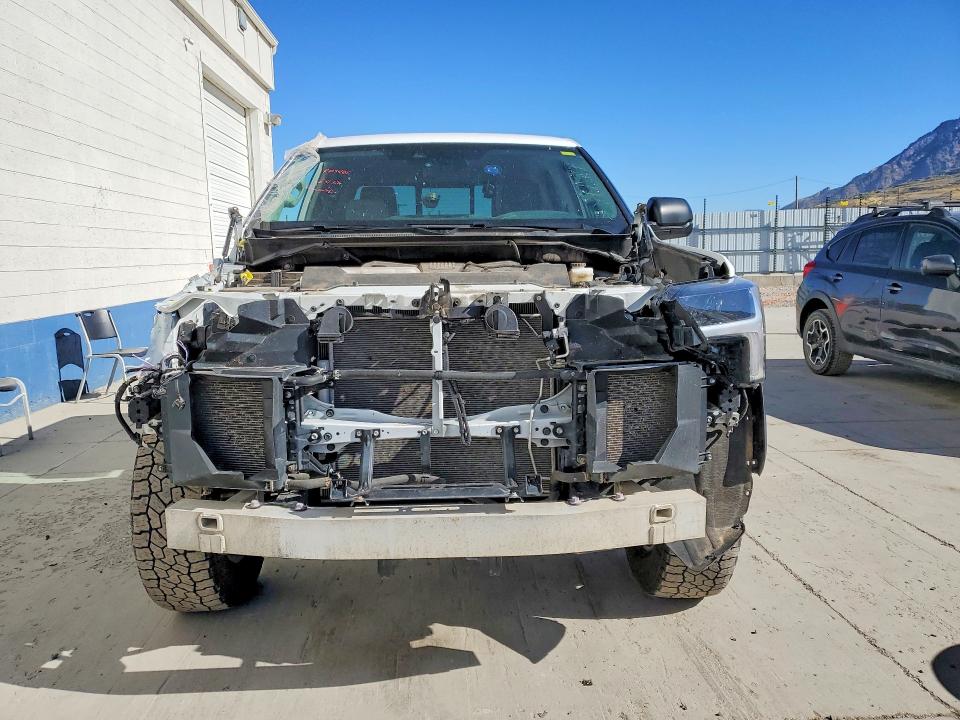 Продаж на аукціоні авто 2023 Toyota Tundra, vin: 5TFLA5DA9PX126742, номер лоту: 57031886