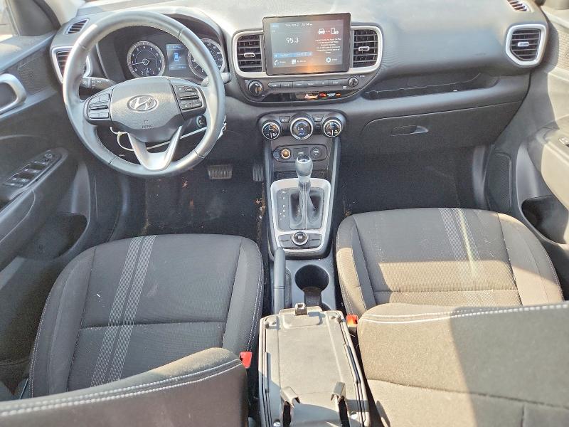 2020 Hyundai Venue მანქანა იყიდება აუქციონზე, vin: KMHRC8A31LU025195, აუქციონის ნომერი: 55560376