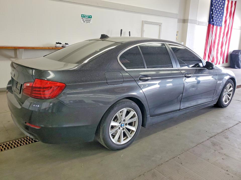 55873916 :رقم المزاد ، WBA5A7C5XED617101 vin ، 2014 Bmw 528 مزاد بيع