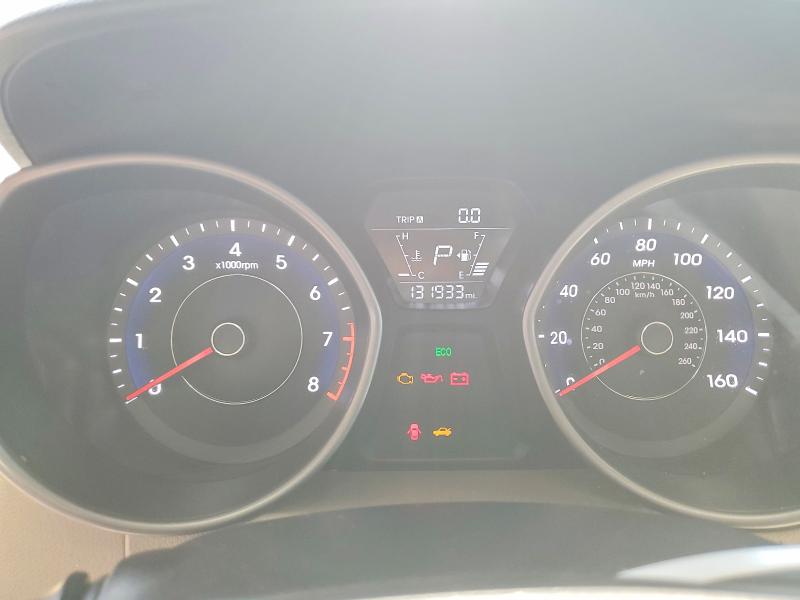 2015 Hyundai Elantra მანქანა იყიდება აუქციონზე, vin: 5NPDH4AE7FH614292, აუქციონის ნომერი: 58832296