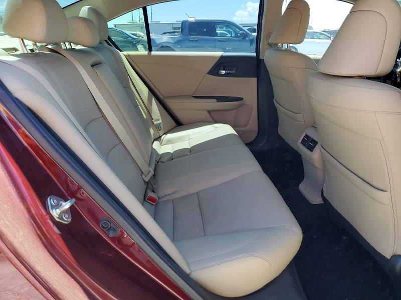 2015 Honda Accord მანქანა იყიდება აუქციონზე, vin: 1HGCR6F52FA011837, აუქციონის ნომერი: 58285686