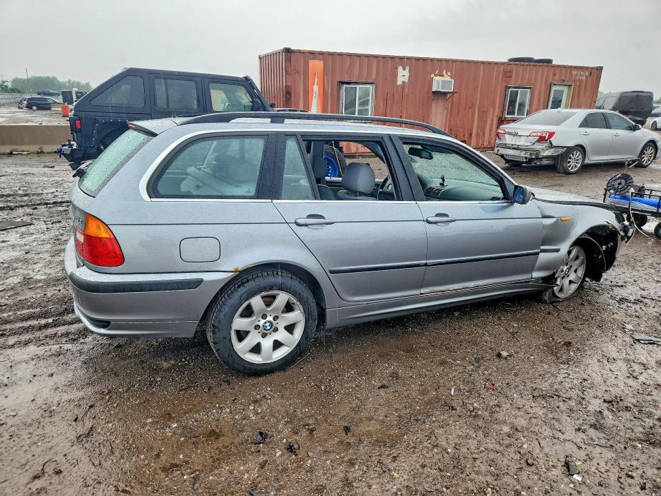 58583576 :رقم المزاد ، WBAEP33403PF03413 vin ، 2003 Bmw 325 مزاد بيع