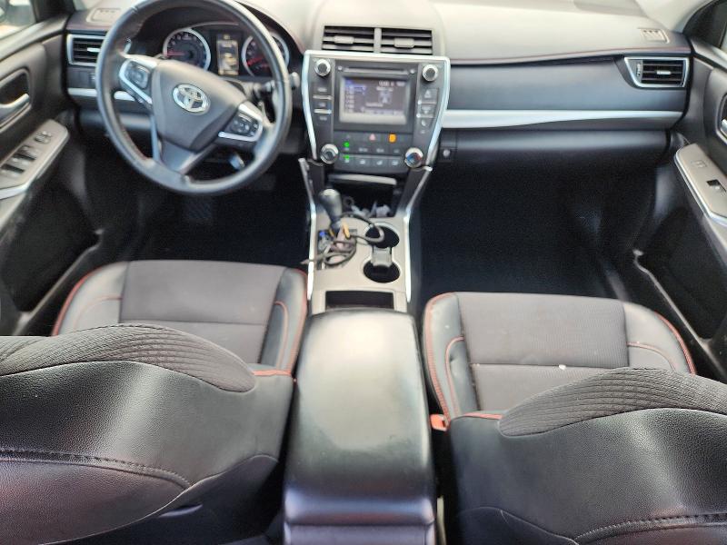 55913616 :رقم المزاد ، 4T1BF1FKXHU287191 vin ، 2017 Toyota Camry مزاد بيع