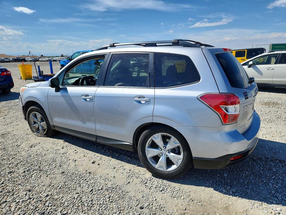 57631496 :رقم المزاد ، JF2SJADC4FH519838 vin ، 2015 Subaru Forester مزاد بيع
