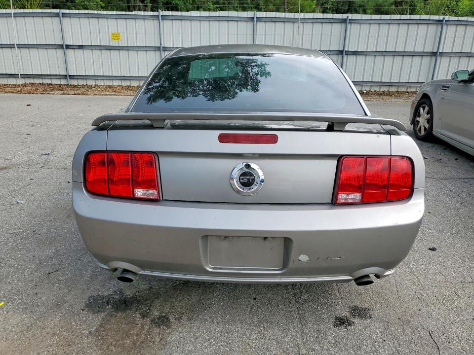 2008 Ford Mustang მანქანა იყიდება აუქციონზე, vin: 1ZVHT82H485102375, აუქციონის ნომერი: 57437826