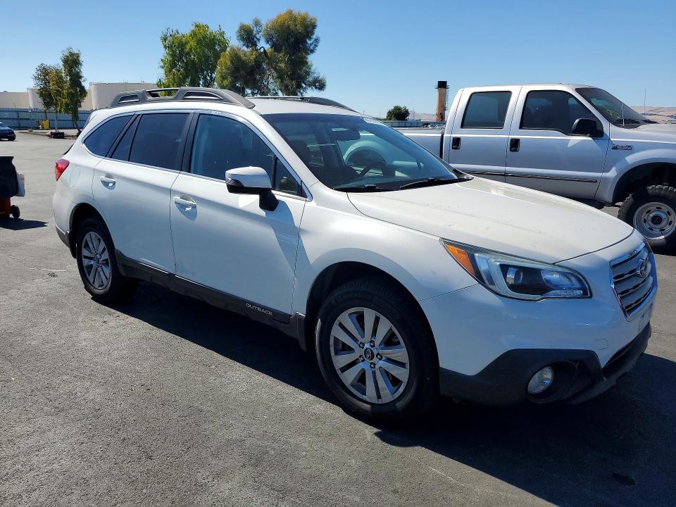 2015 Subaru Outback მანქანა იყიდება აუქციონზე, vin: 4S4BSAFC2F3279142, აუქციონის ნომერი: 58770016