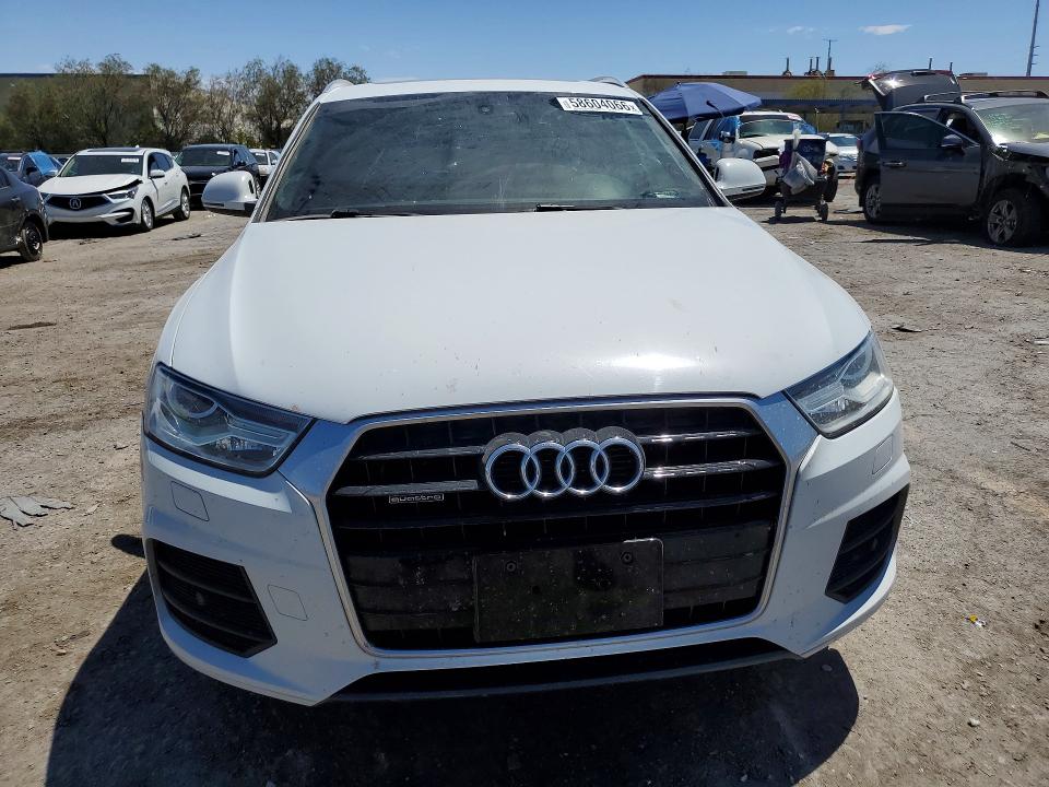 58604066 :رقم المزاد ، WA1EFCFS2GR014013 vin ، 2016 Audi Q3 مزاد بيع