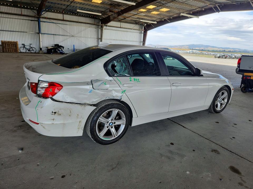 Продаж на аукціоні авто 2015 Bmw 320, vin: WBA3B1C55FK137028, номер лоту: 56666226
