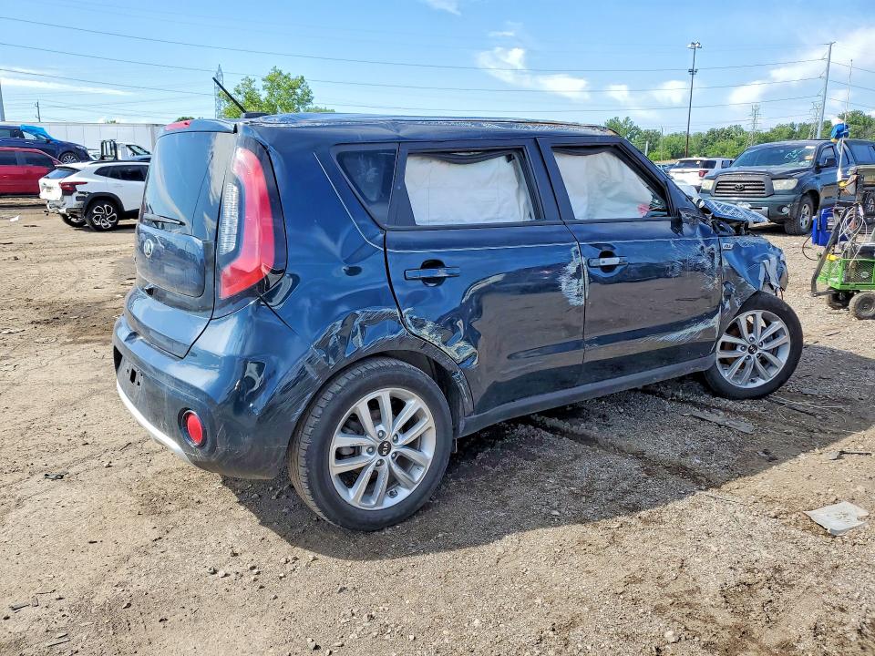 Продажа на аукционе авто 2017 Kia Soul, vin: KNDJP3A59H7481929, номер лота: 58394796