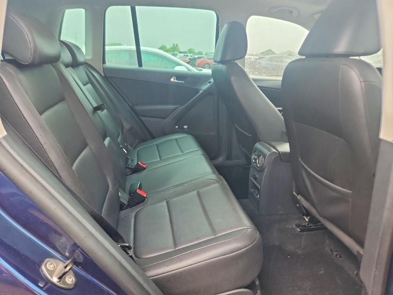 2011 Volkswagen Tiguan მანქანა იყიდება აუქციონზე, vin: WVGBV7AX2BW520808, აუქციონის ნომერი: 56236226