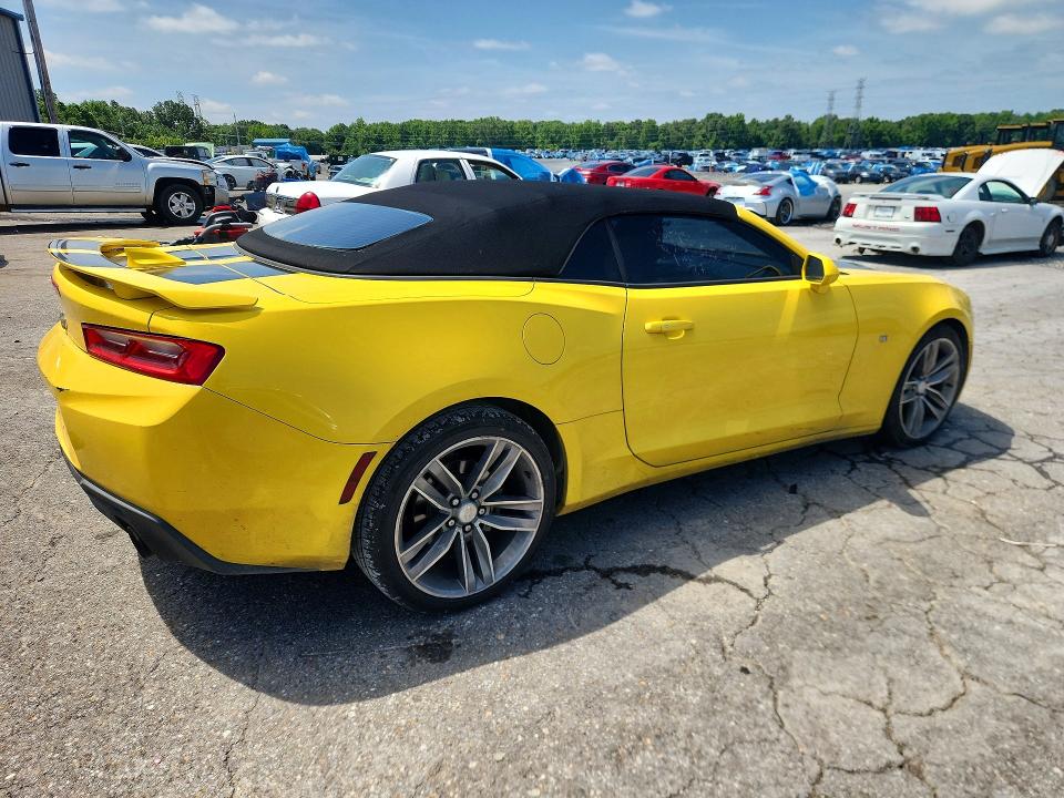 58280626 :رقم المزاد ، 1G1FB3DS0H0153841 vin ، 2017 Chevrolet Camaro مزاد بيع
