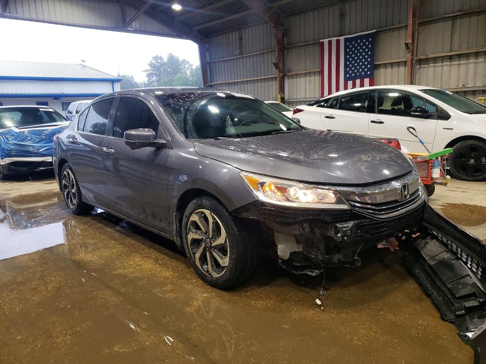 2017 Honda Accord მანქანა იყიდება აუქციონზე, vin: 1HGCR2F82HA191603, აუქციონის ნომერი: 57693426
