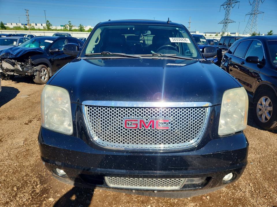 56936836 :رقم المزاد ، 1GKS2EEF6BR108817 vin ، 2011 Gmc Yukon مزاد بيع