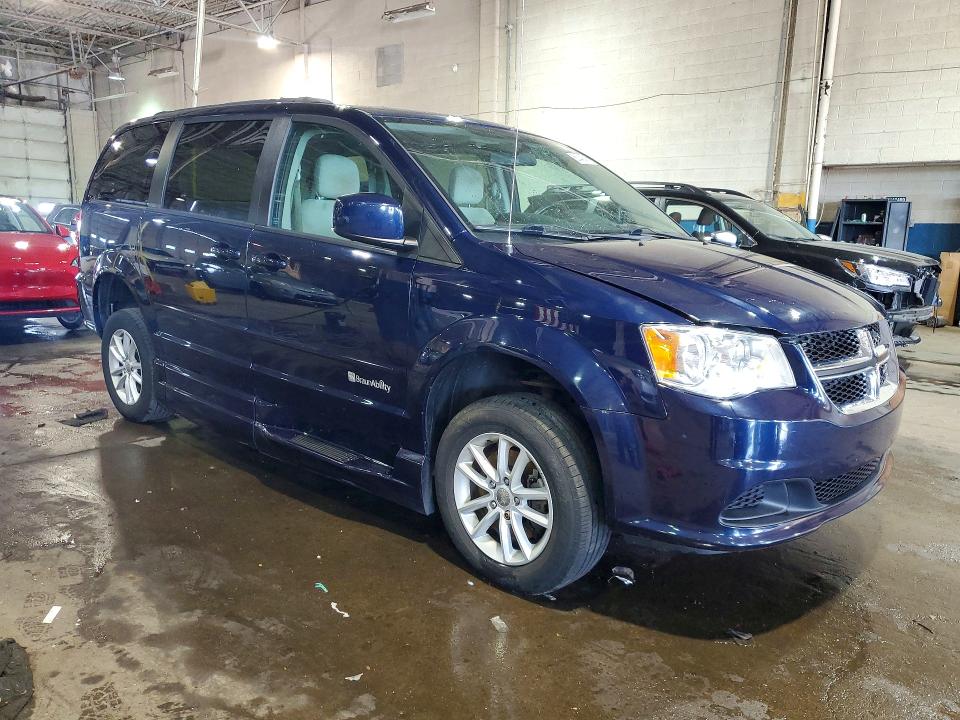 2015 Dodge Grand Caravan მანქანა იყიდება აუქციონზე, vin: 2C4RDGCGXFR623654, აუქციონის ნომერი: 56043606